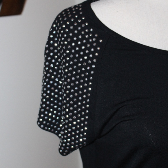 INC rhinestone studs on both shoulders size med B4 - Picture 2 of 8